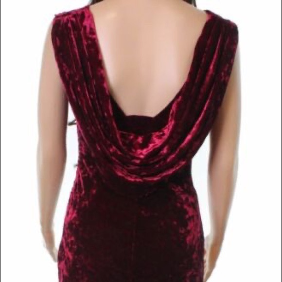 Red velvet maxi dress - Picture 5 of 7